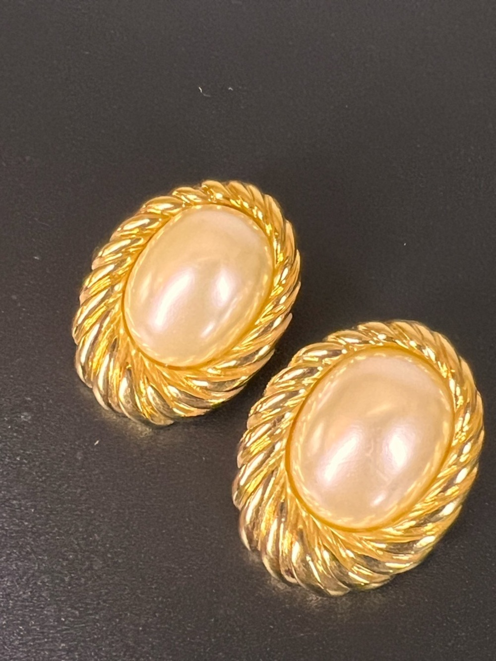 NAPIER Gold-Tone Rope-Edge Faux Pearl Cabochon PIERCED Vintage Earrings